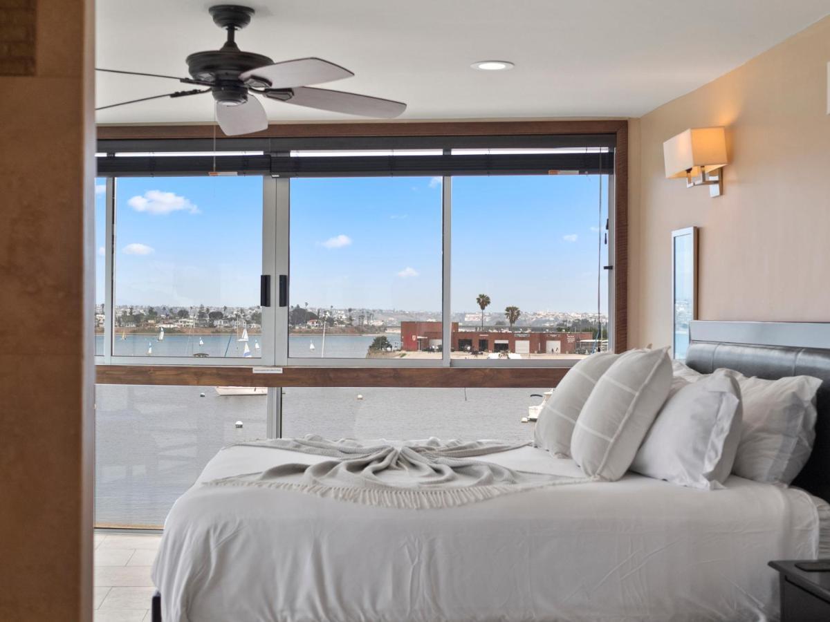 Stunning Bayfront Condo With Gorgeous Views, Garage, Massive Roof Deck & Ac - Dogs Welcome! Сан Диего Екстериор снимка