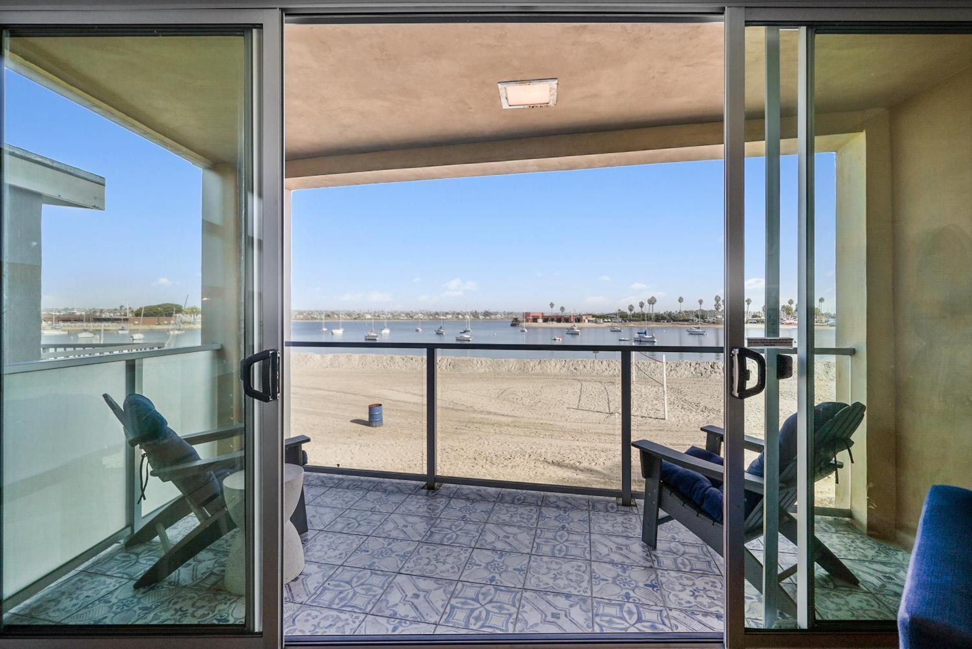 Stunning Bayfront Condo With Gorgeous Views, Garage, Massive Roof Deck & Ac - Dogs Welcome! Сан Диего Екстериор снимка