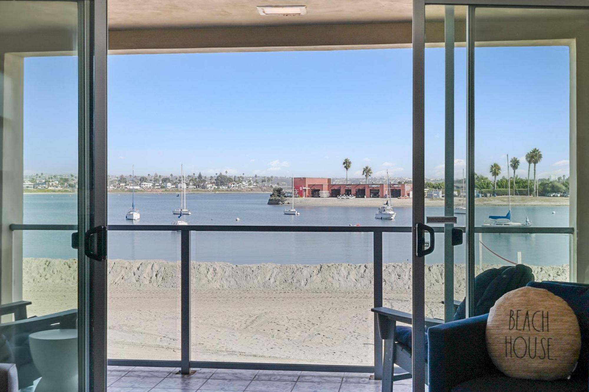 Stunning Bayfront Condo With Gorgeous Views, Garage, Massive Roof Deck & Ac - Dogs Welcome! Сан Диего Екстериор снимка